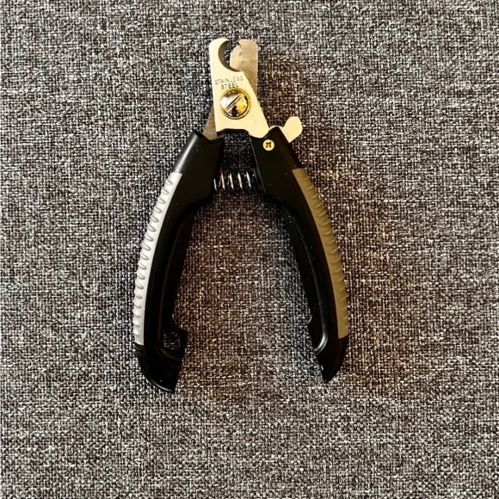 Nail Clippers for Med Dogs
